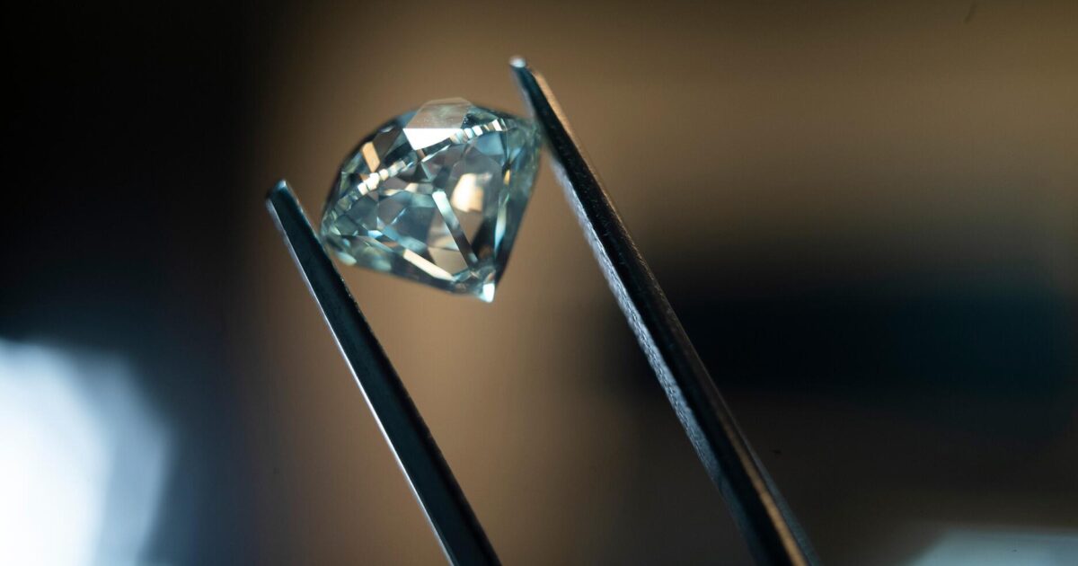 1% of Diamonds Revenue to Market Natural Stones